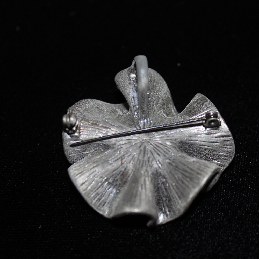 Premier Designs Brooch Pin - Picture 3 of 3